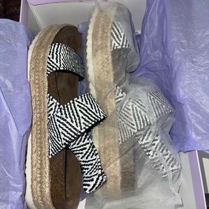 Madden girl sandals size 7.5